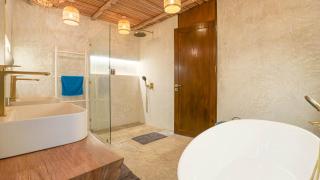 Recently renovated 3BR apartment near Layan Beach - 7