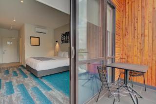 MJ McMahon Motel - 4