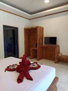 Phra Ae Apartments - 9