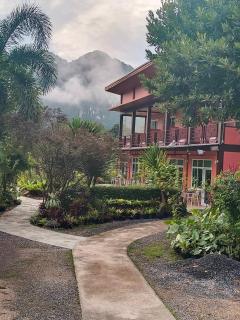 Khao Sok Country Resort - 4