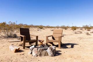 Motel California - Midcentury Cabin Near Joshua Tree - 5
