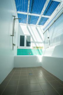 Coastal Escape 3BR 2BA Family Retreat - 1