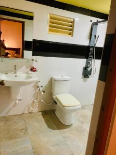 Stone Caving Resort Udawalawa - 2