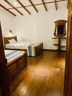 Stone Caving Resort Udawalawa - 1