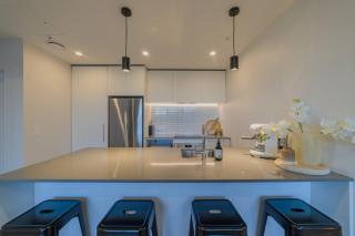 Cityside Comfort Modern 2BR 2BA with Parking - 8