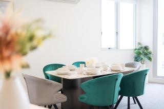 Cozy 3BR home in Wolli Creek near City,Airport,2 Parking - 2