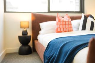 Cozy 3BR home in Wolli Creek near City,Airport,2 Parking - 1