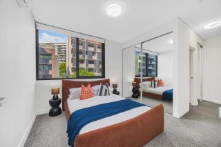 Cozy 3BR home in Wolli Creek near City,Airport,2 Parking - 2