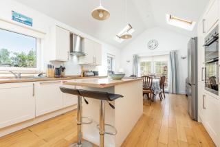 Livingstone Crescent - No 5 - 2