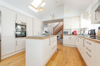 Livingstone Crescent - No 5 - 1