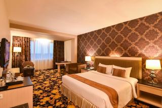 Grand Rocky Hotel Bukittinggi - 8
