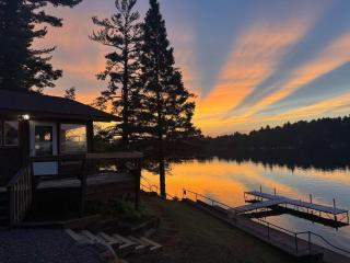 Private 6-Bdrm Lodge on 1000ft Sandy Lakeshore - 7