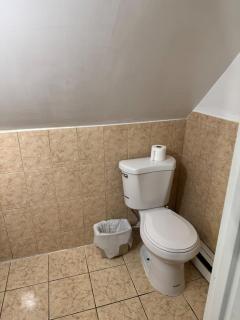 BedRoom with half bathroom - 3