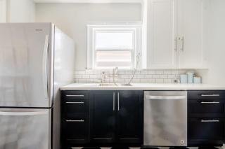 Stay Portland - Alberta Arts Haven - 2BR - 4 Guests - Walk to Eats - 5