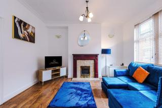 3 BR House By Eason Stays Short Lets & Serviced Accommodation Preston Free Parking - 9