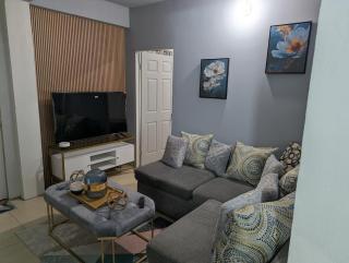 Jacqueline's Court - 0