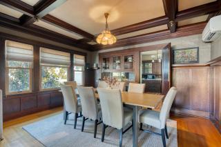 Vintage Craftsman in Byrnes Addition - 99 WalkScore - 6