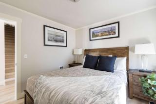 Alphabet District - 2BR Retreat - Prime Locale - 6