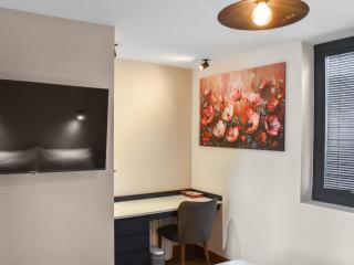 Briallen - Primrose - Ukc7075 - 2