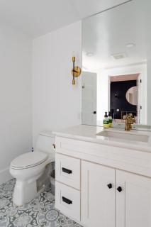 Stay Portland - Sophisticated 2BR - Prime NW 23rd Location - 8