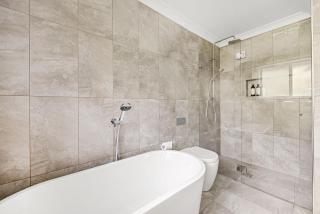 Olive Grove - Pet Friendly with Fireplace - 1