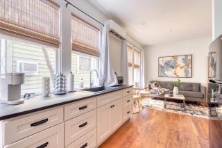 Stay Portland - The Etourdissante Suite - Forest Park & Local Eats - 2