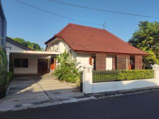 The Collony House of Baciro - 1