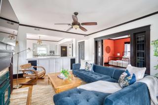 1910 Historic Jessie Morehead House - 98 WalkScore - 1