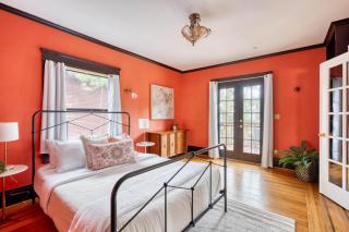 Alphabet District Gem - AC - Patio - Fast WiFi - 7