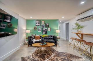 Stay Portland - 1910 Historic Jessie Morehead House - 98 WalkScore - 4