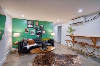 Stay Portland - 1910 Historic Jessie Morehead House - 98 WalkScore - 5