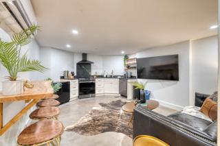 Stay Portland - 1910 Historic Jessie Morehead House - 98 WalkScore - 2