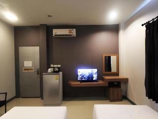 Seree Grand Resort - 9