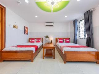 OYO 1028 Flower House Apartment - 5