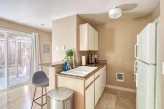 Stay Portland - Peaceful Johns Landing Studio - Near OHSU - 5