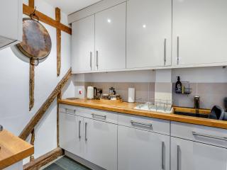 Liston Hall Barn - 3