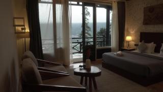 Boutique Premium Mountain View Chalet - 4