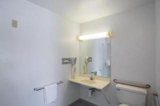 FairBridge Inn Moscow - 1