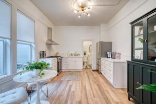 Stay Portland - Historic Queen Anne Vernacular - 95 WalkScore - 7