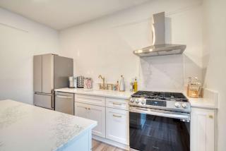 Stay Portland - Historic Queen Anne Vernacular - 95 WalkScore - 5