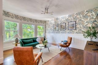 Renovated Craftsman - Fast Wifi - WalkScore 95 - 6