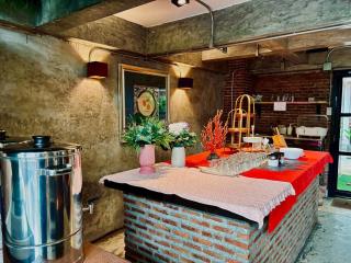 Sukhum Victorymonument-Ari - 5