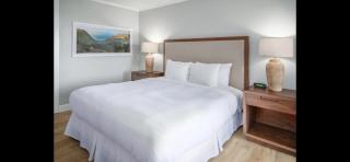 Pool Garden Lanai, Beachfront 4-Star Resort, King Bed, AC, Pool, Restaurant, Gym, Spa - 8