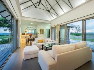 Lucerne Villa Resort - 2