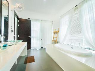 Lucerne Villa Resort - 2