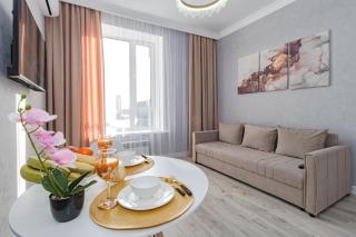 Grand Champion Central Stay - 2