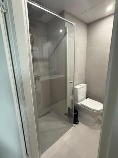 Fox17 Modern Stay - 8