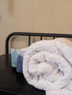 בקצה השמים - 1