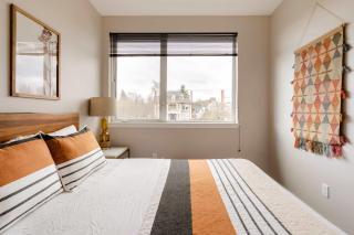 Stylish Portland 1BR w 90 WalkScore - 1