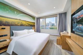 Sheng Lin Na Hotel Minzhi Branch - 9